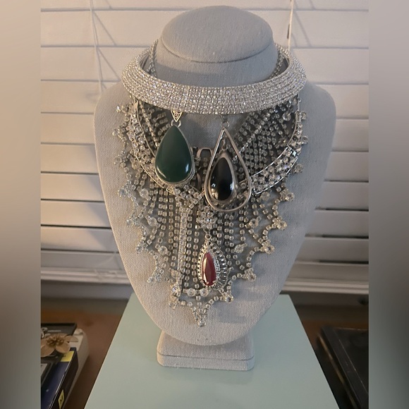 Elegant Princess Rhinestone Choker Silver Necklace - Picture 6 of 6